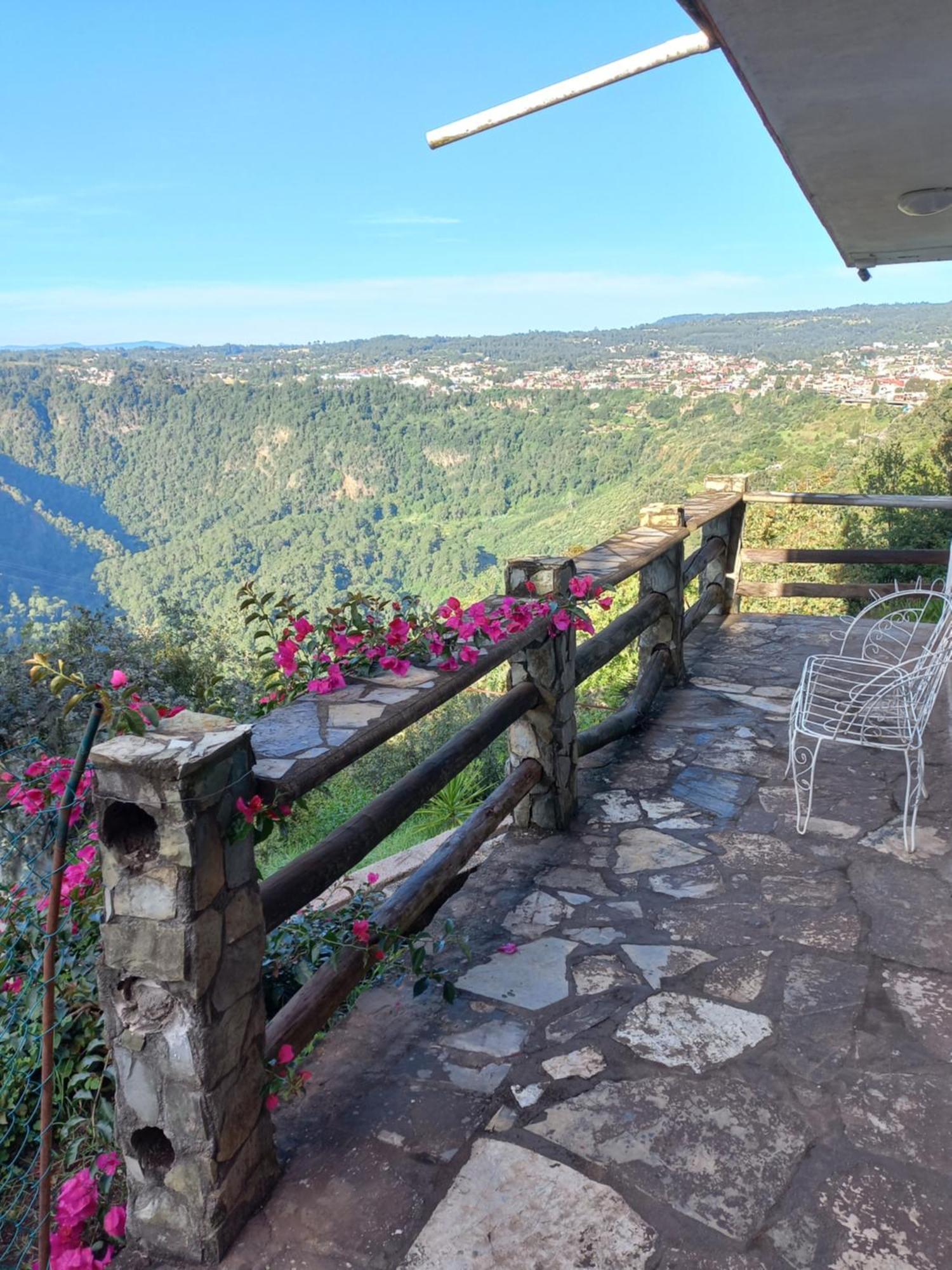 Hotel Vista Markes Zacatlan Bagian luar foto
